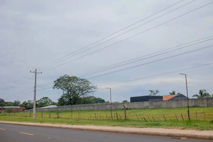 Zona Comercial del Barrio Cerrado Las Palmeras 2